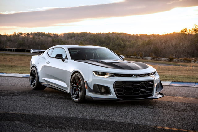 سعر شيفروليه كامارو ZL1 2018 في الامارات سعر شيفروليه كامارو ZL1 2018 في الامارات